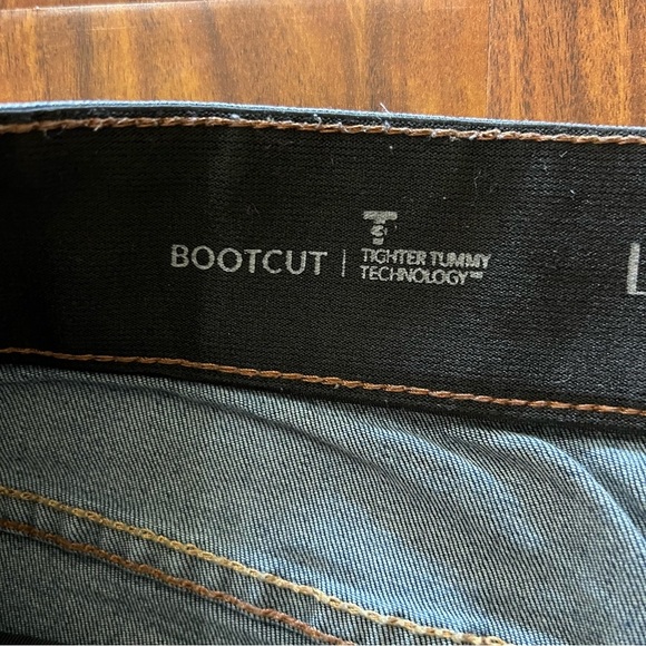 Lane Bryant Tighter Tummy Technology Bootcut Jeans Regular Fit size 20 - Picture 4 of 9